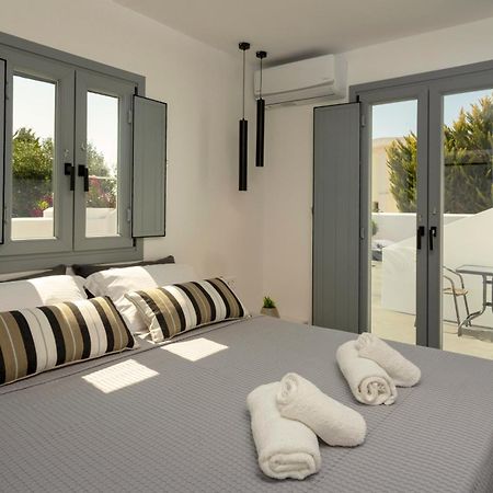 Linea Luxury Suites Fira  Ngoại thất bức ảnh