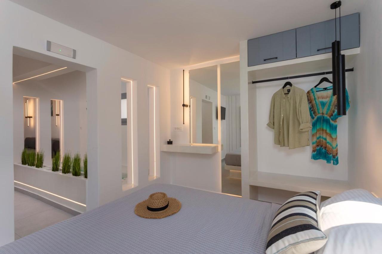 Linea Luxury Suites Fira  Ngoại thất bức ảnh