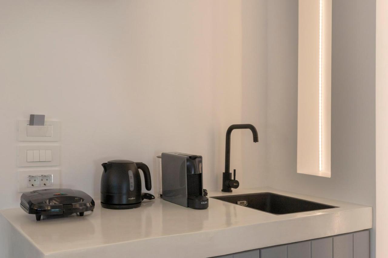 Linea Luxury Suites Fira  Ngoại thất bức ảnh
