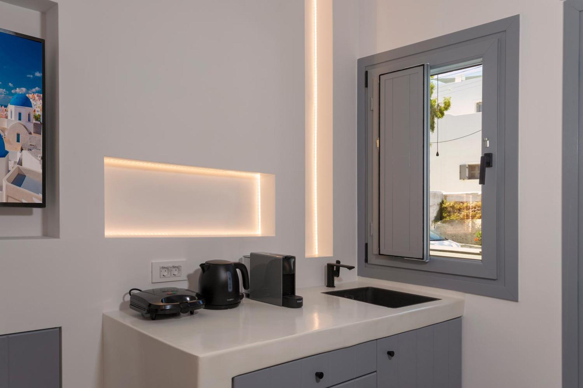 Linea Luxury Suites Fira  Ngoại thất bức ảnh