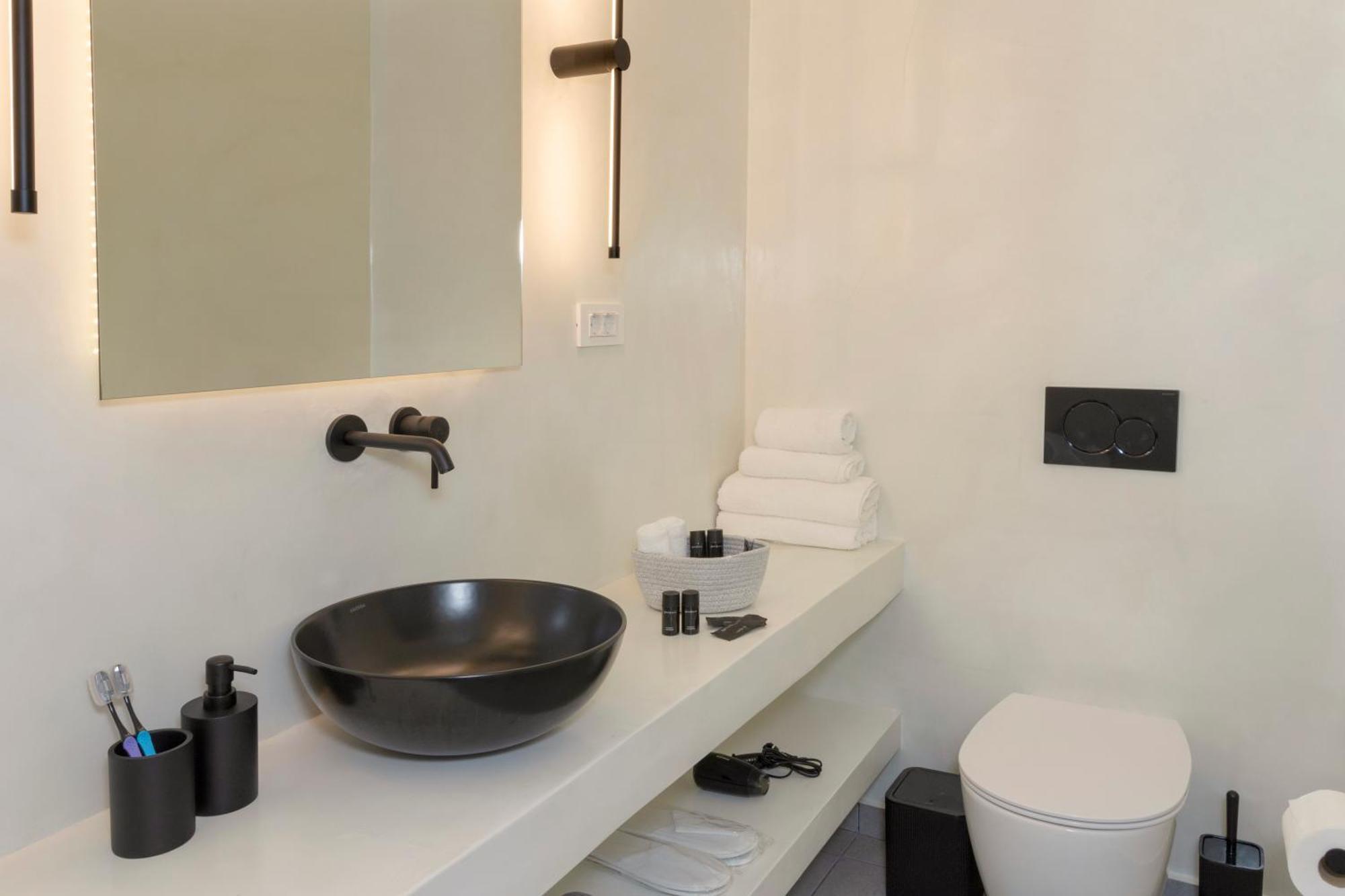 Linea Luxury Suites Fira  Ngoại thất bức ảnh