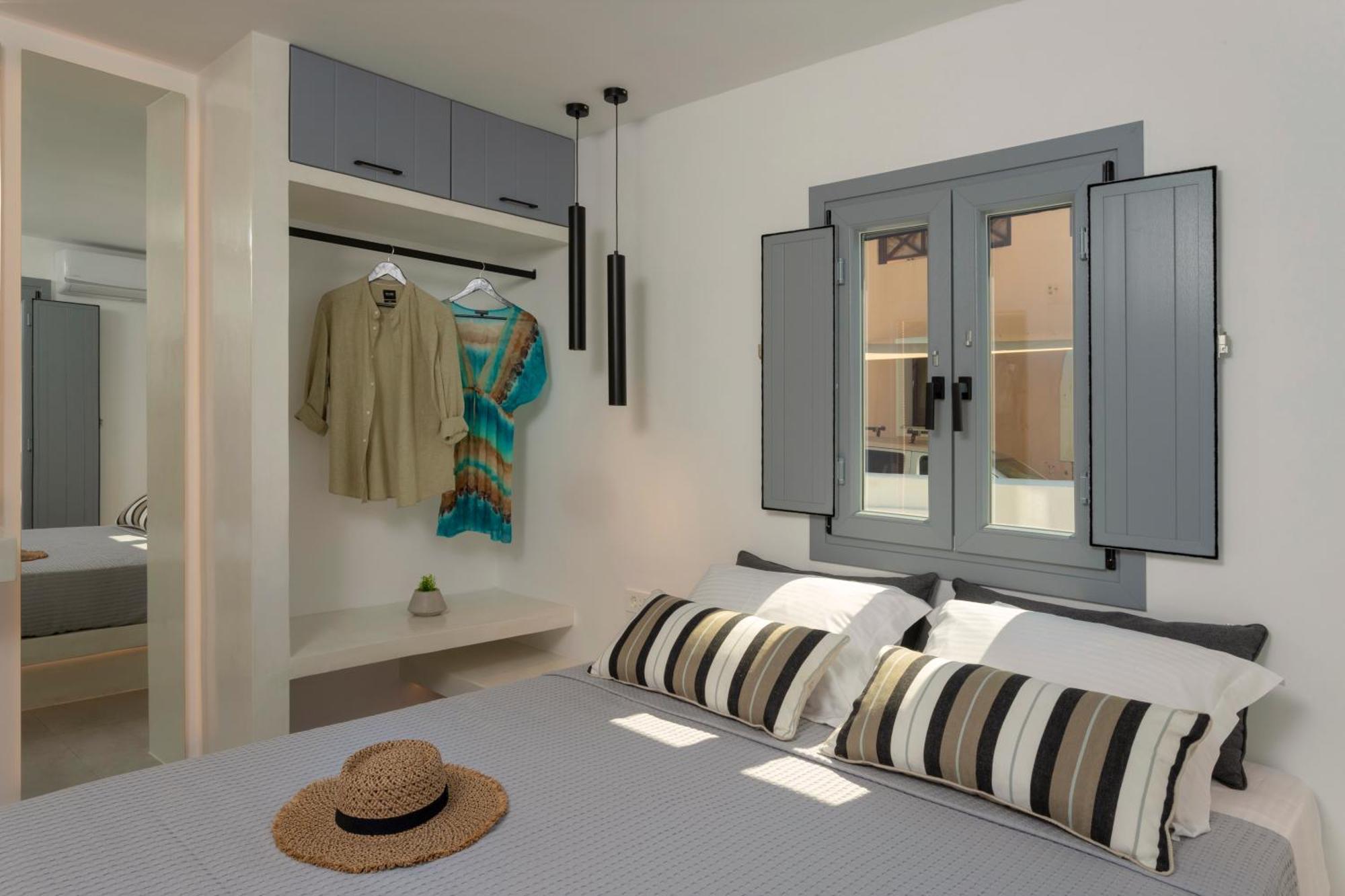 Linea Luxury Suites Fira  Ngoại thất bức ảnh