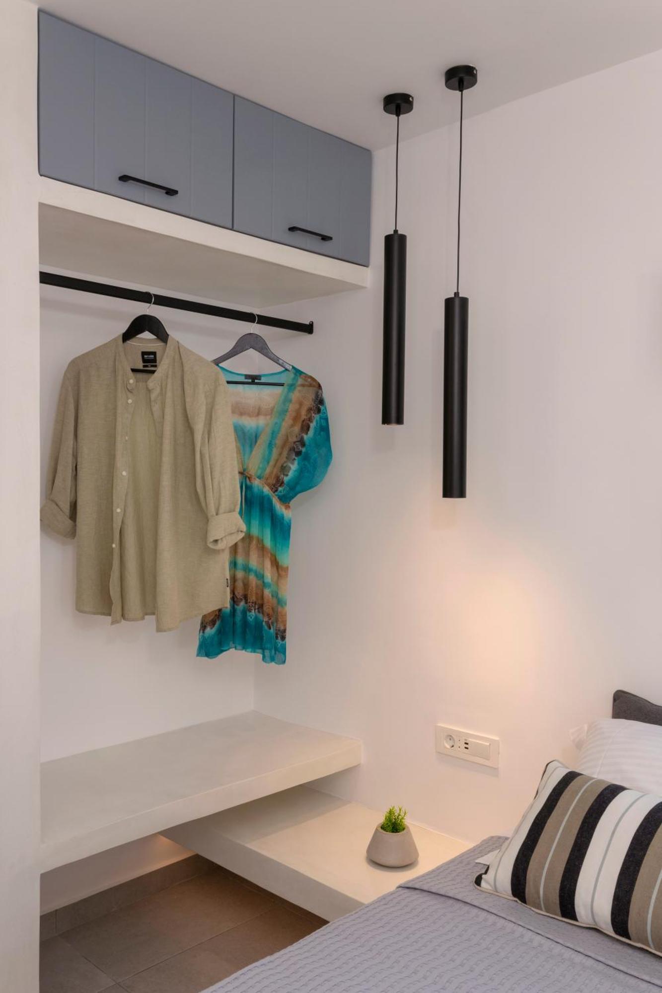 Linea Luxury Suites Fira  Ngoại thất bức ảnh