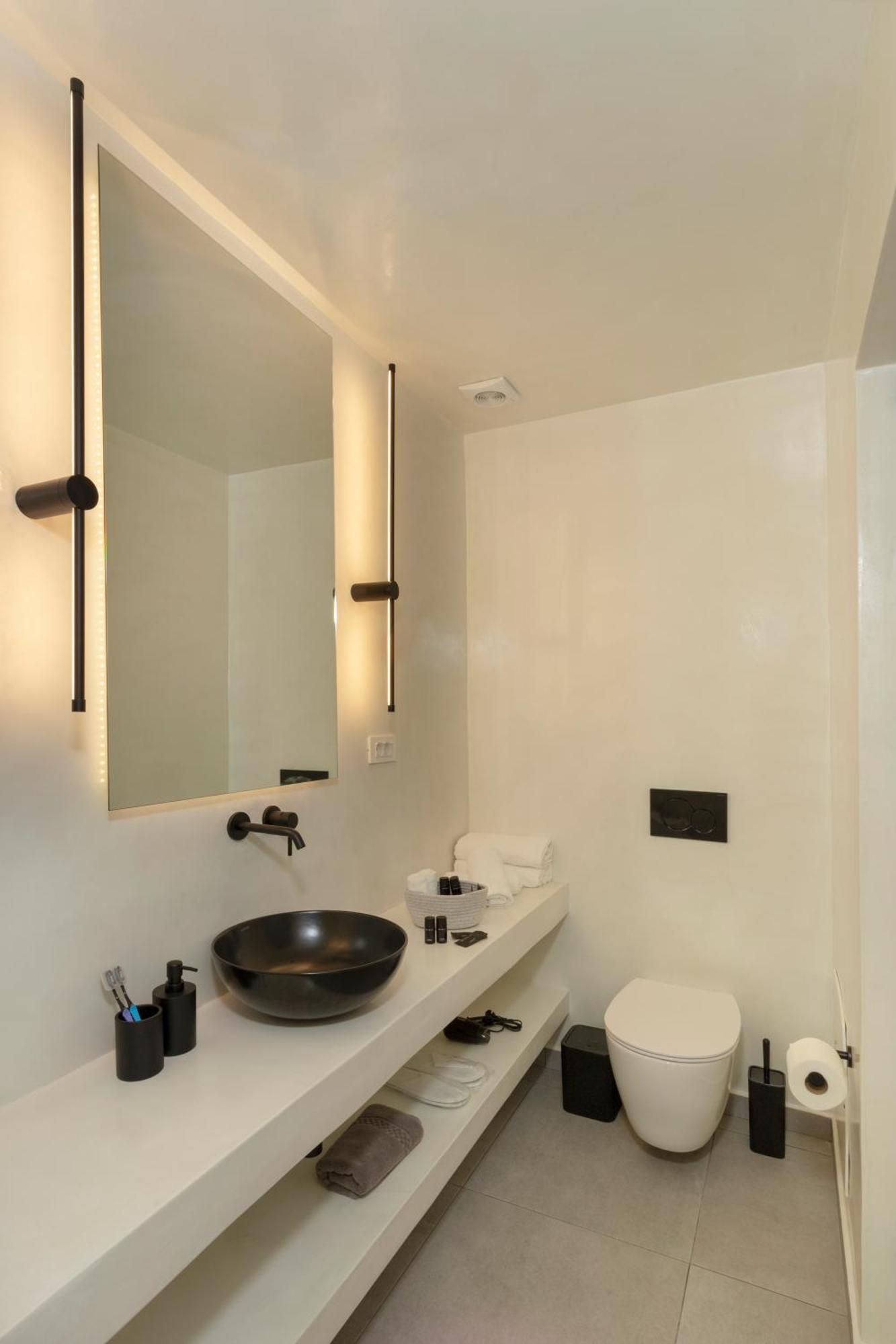 Linea Luxury Suites Fira  Ngoại thất bức ảnh
