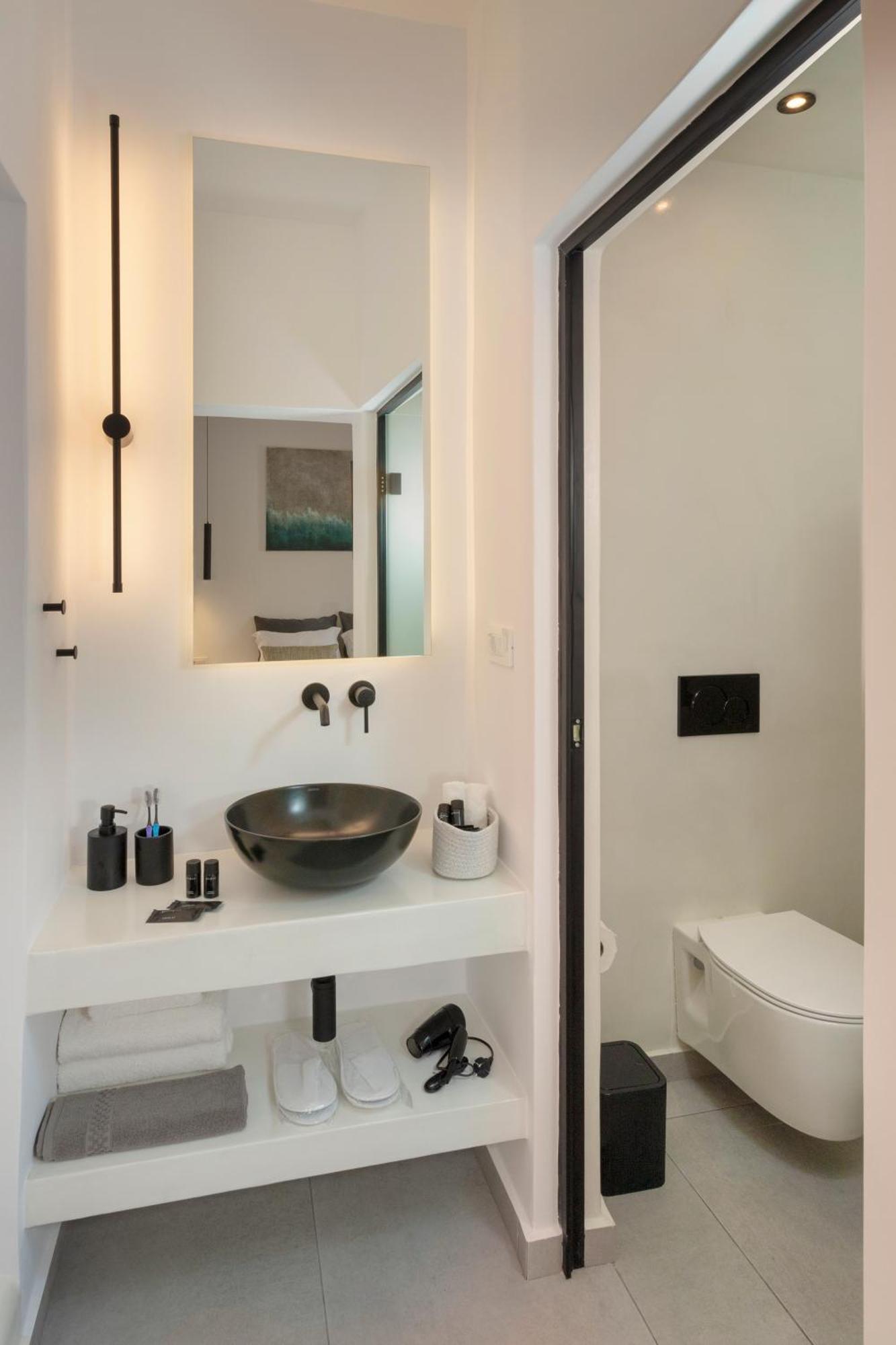 Linea Luxury Suites Fira  Ngoại thất bức ảnh