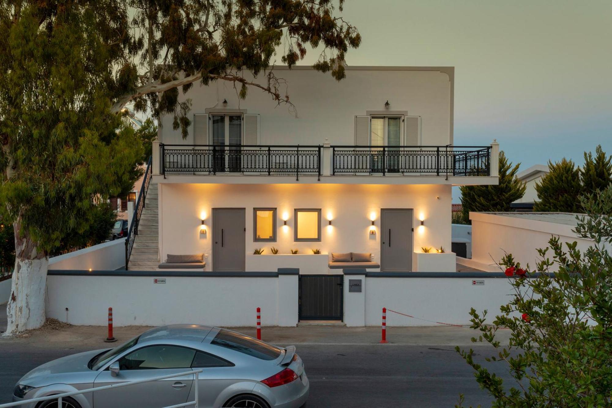 Linea Luxury Suites Fira  Ngoại thất bức ảnh